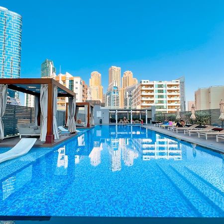 Fam Living - Marina Marvel - Studio Apartment With Breathtaking Views In Studio One Tower Dubaj Kültér fotó